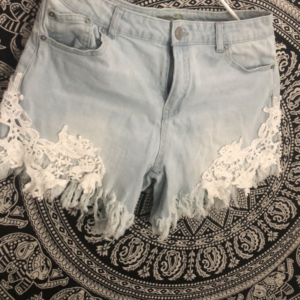 Lace shorts